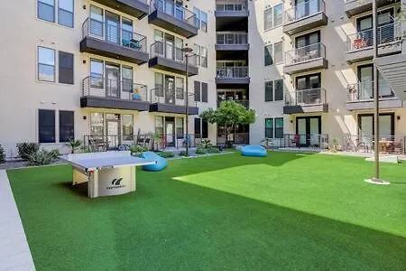 Modern 2br Cozysuites On Town Waterfront 13