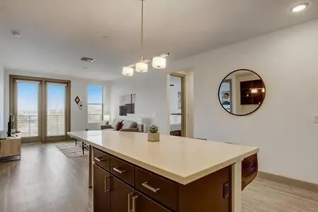 Modern 2br Cozysuites On Town Waterfront 13 *