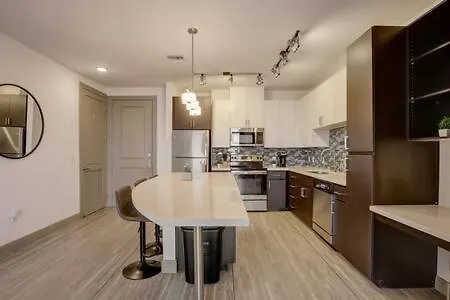 Modern 2br Cozysuites On Town Waterfront 13 Apartment *